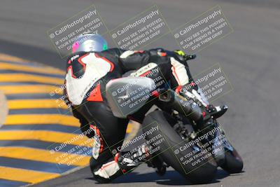 media/Nov-06-2022-SoCal Trackdays (Sun) [[208d2ccc26]]/Turn 10 Backside (1030am)/